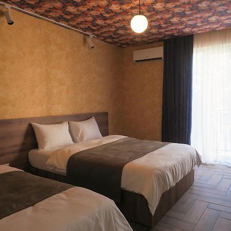 Hotel Hills In Old Тбілісі Екстер'єр фото